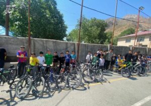 گرامیداشت یاد و خاطره شهدای اقتدار با برگزاری مسابقات دوچرخه سواری در بخش آسارا