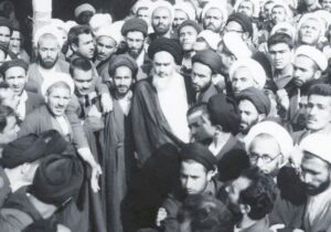 طرحی برای تبیین اندیشه و سبک زندگی امام و رهبرانقلاب در مدارس علمیه