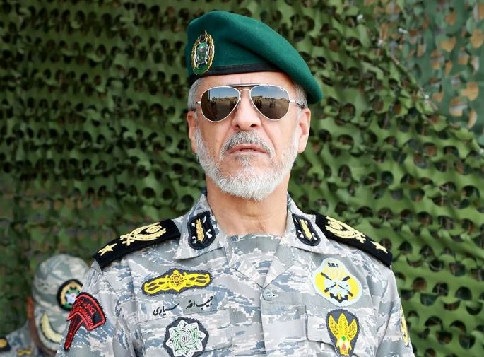 دریادار سیاری: ناوشکن جماران نمادی از خودکفایی کشور است