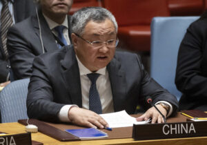 چین نسبت به ماجراجویی‌های نظامی آمریکا در غرب آسیا هشدار داد