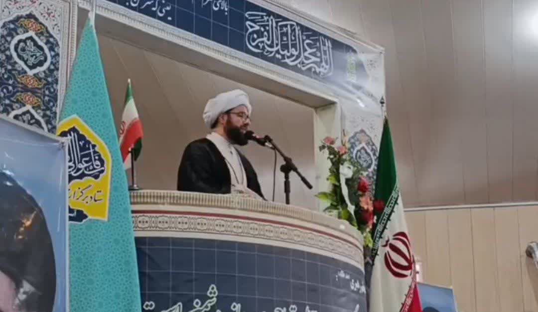 حضور، اتحاد و مشارکت مردم رمز پیروزی و بقای انقلاب اسلامی ایران است.