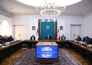 دستور پزشکیان در زمینه تأمین ارز مورد نیاز دارو و تجهیزات پزشکی