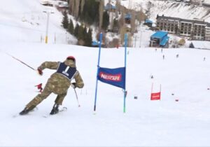 برگزاری مسابقات اسکیِ نیرو‌های مسلح کشور در پیست اسکی بین المللی دیزین