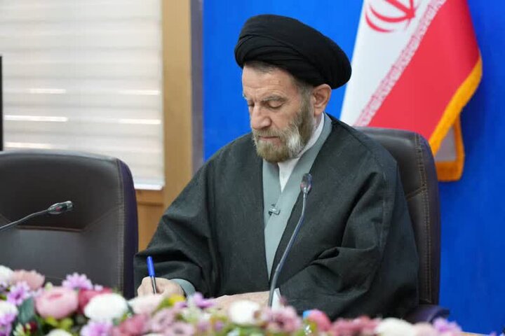 منتظر معرفی رهبر معظم انقلاب توسط خبرگان رهبری هستیم