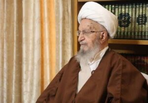 آیت‌الله مکارم شیرازی: خون شهیدان طومار استکبار جهانی را در هم خواهد پیچید