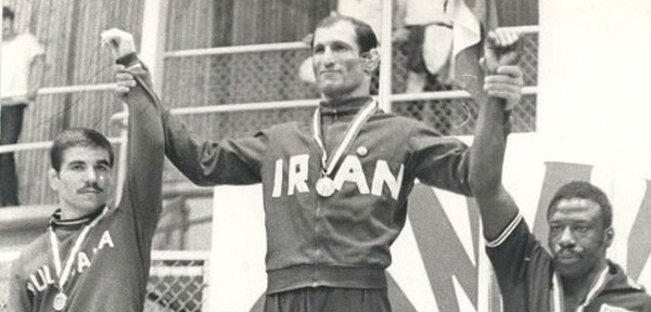 مردی که دست شاه را نبوسید و به آمریکایی‌ها نه گفت