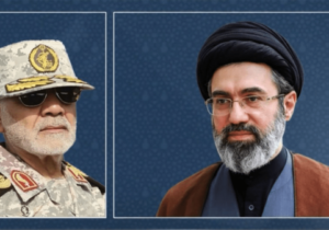 ارائه گزارش فرمانده قرارگاه خاتم‌‎الانبیا به فرمانده کل قوا