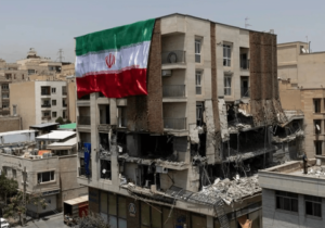 آغاز پرداخت کمک‌هزینه ۲ میلیاردی به آسیب‌دیدگان جنگ در تهران