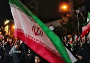 قطع نخاعی که حضور در خیابان را مهمتر از میدان نبرد می‌داند