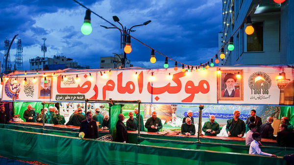 فعالیت ۶۰ موکب خدمت‌رسان توسط خادمان امام رضا(ع) در ۱۷ استان