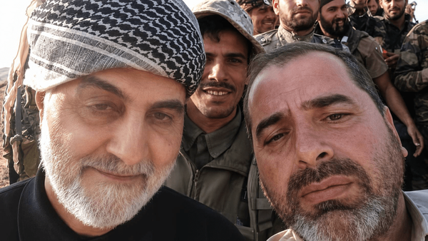 سنگ قبر مردی که از همه معرکه‌ها جان به در برده بود