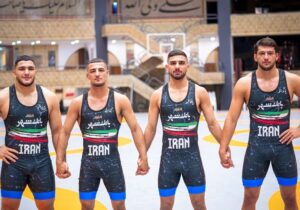 کشتی آزاد جوانان جهان؛ خلیلی و محمدنژاد فینالیست شدند