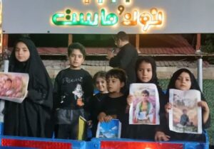 تجمع پرشور «بیعت با رهبر و آرمان‌های انقلاب» در دهستان آسارا؛ طنینِ ایستادگی در شب اربعین