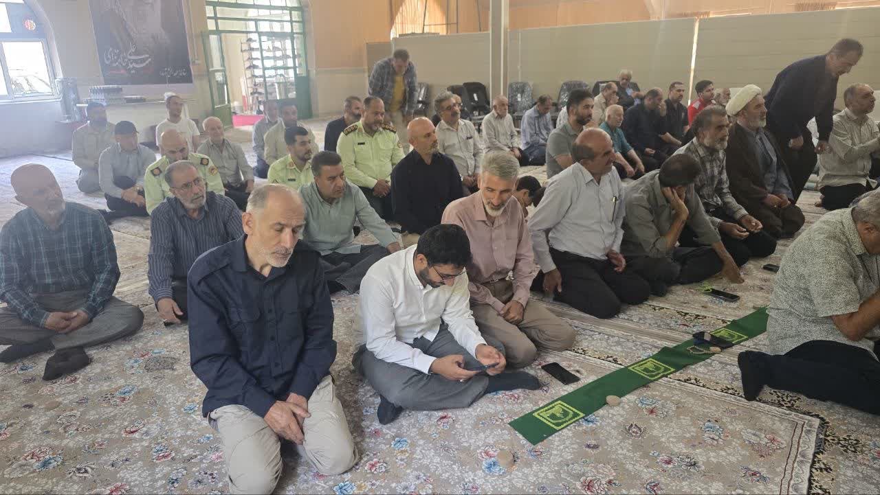 تاب‌آوری ملی، تقویت روحیه جهادی و همدلی اجتماعی کلید عبور از موانع اقتصادی است