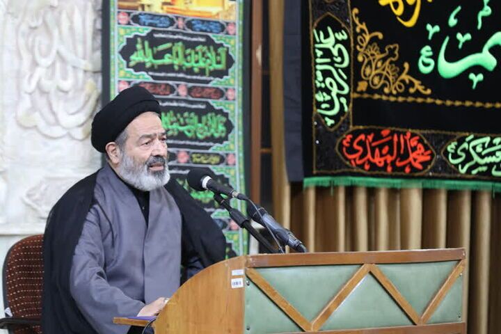 شناخت دقیق زمان و تصمیم‌گیری حکیمانه، ویژگی بارز رهبر شهید