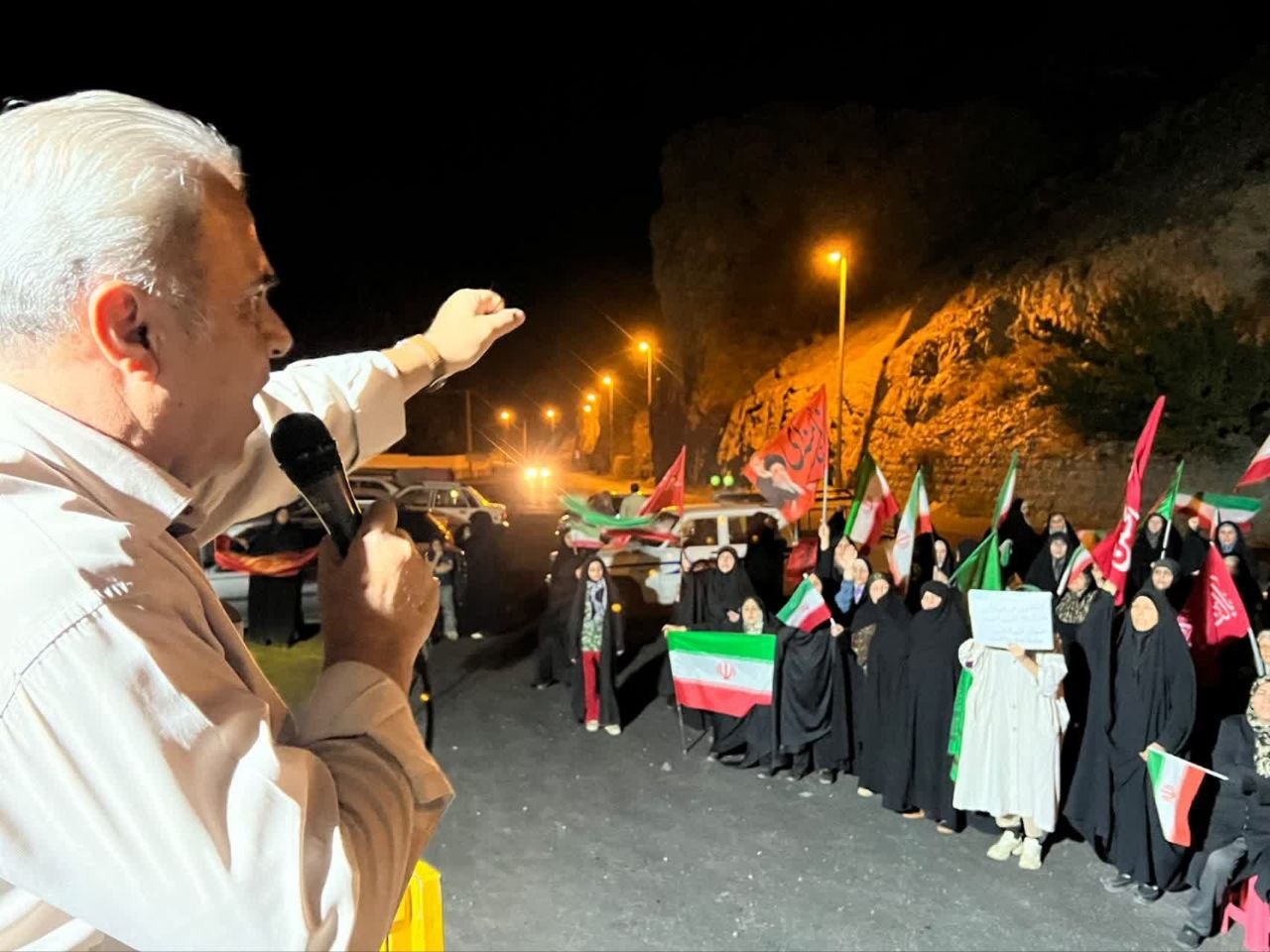 برگزاری یکصد و هشتاد و چهارمین تجمع مردمی اهالی بخش آسارا در دوراهی شهرستانک