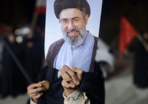 طنین ندای مقاومت در شب ۲۰۴ اقتدار بخش آسارا