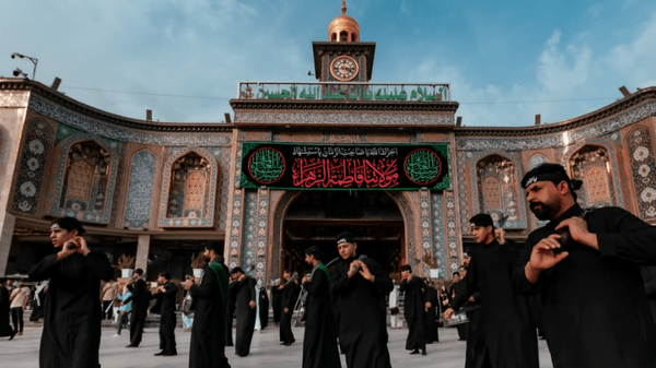 دسته‌های عزاداری فاطمیه در کربلا راه افتاد