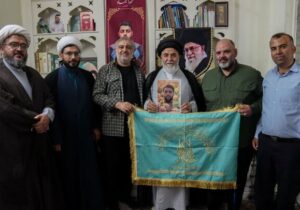 دیدار تولیت مسجد مقدس جمکران با خانواده شهید محمدتقی باعاطفه